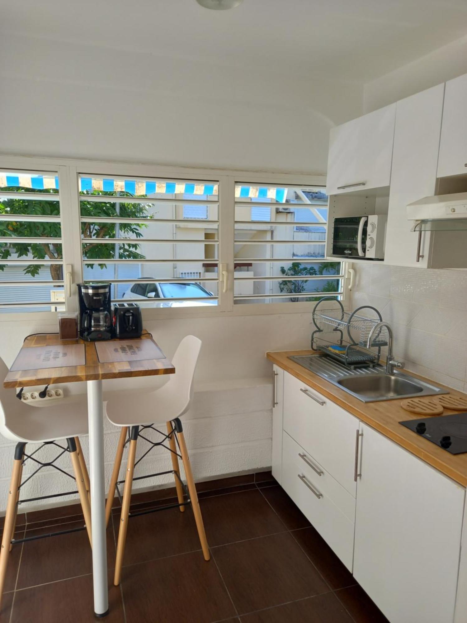 Le Studio Oncle Sam - Acces Piscine Et Plage Le Gosier  Eksteriør bilde